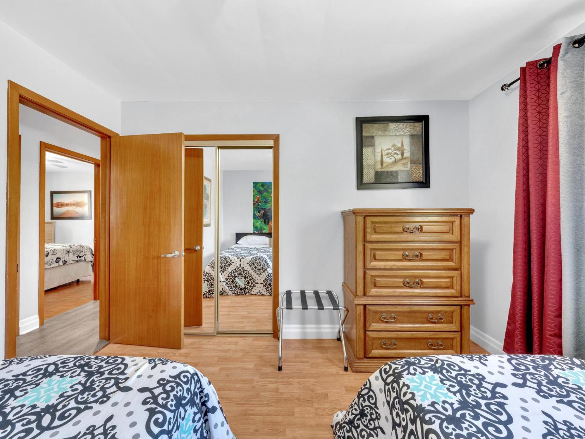 Park Bungalow #4 - Seacliff Beach Suites Leamington Dış mekan fotoğraf